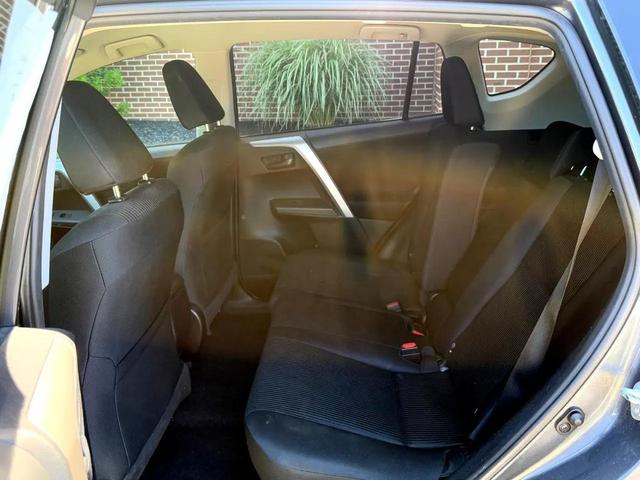 Photo of 2016 GREY Toyota RAV4