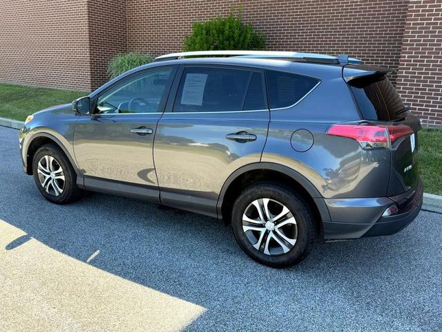 Photo of 2016 GREY Toyota RAV4