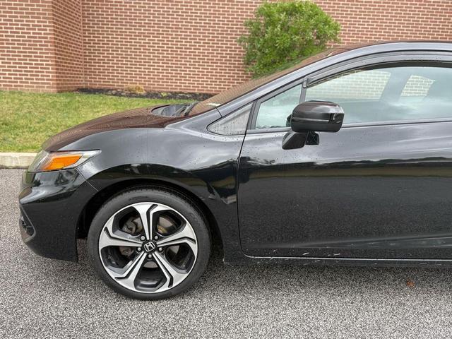 Photo of 2015 Crystal Black Pearl Honda Civic