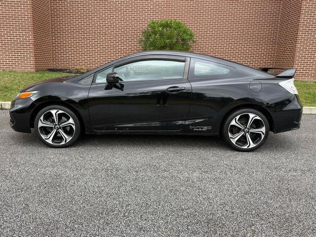 Photo of 2015 Crystal Black Pearl Honda Civic