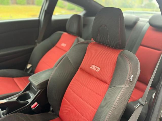 Photo of 2015 Crystal Black Pearl Honda Civic