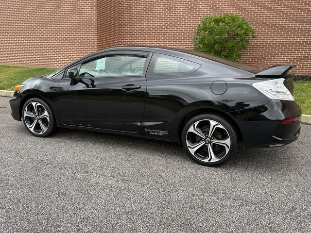 Photo of 2015 Crystal Black Pearl Honda Civic