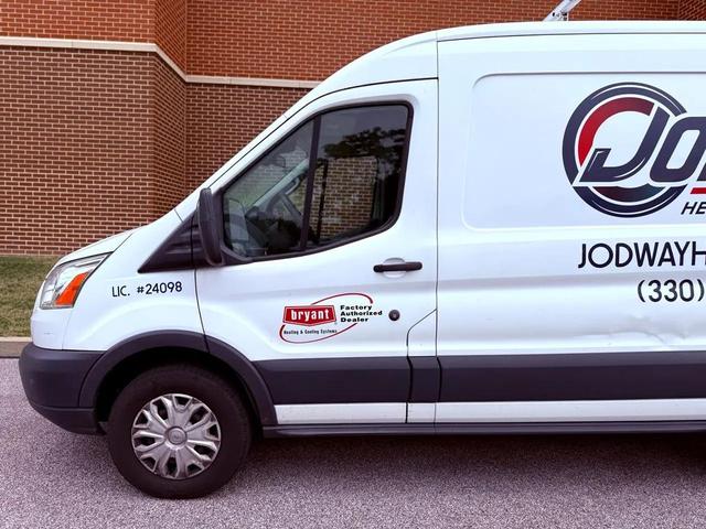 Photo of 2015 Oxford White Ford Transit-250