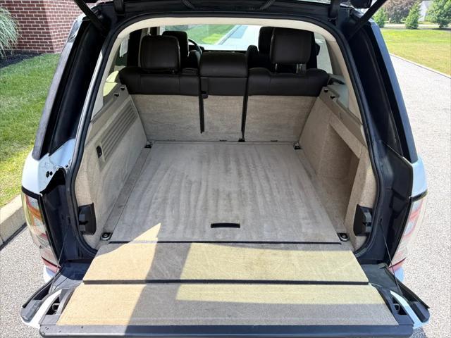 Photo of 2015 Yulong White Land Rover Range Rover