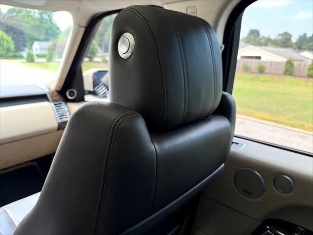 Photo of 2015 Yulong White Land Rover Range Rover
