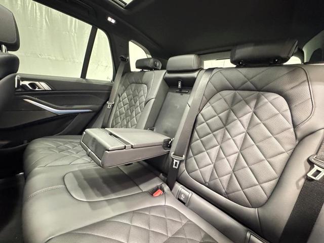 Photo of 2026 Black Sapphire Metallic BMW X5 PHEV