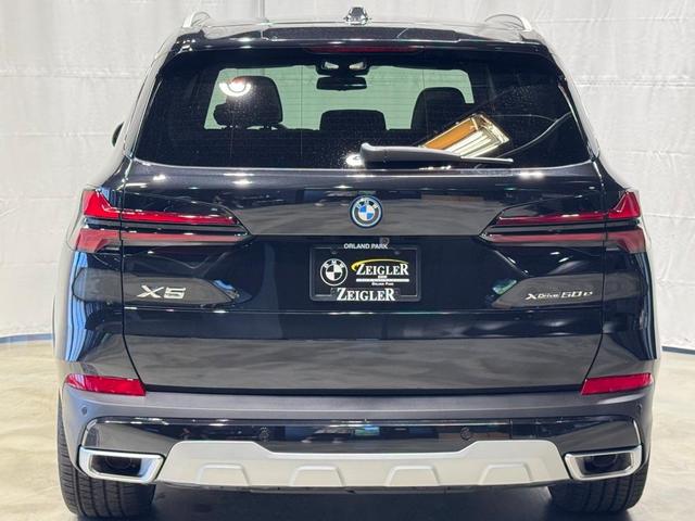 Photo of 2026 Black Sapphire Metallic BMW X5 PHEV