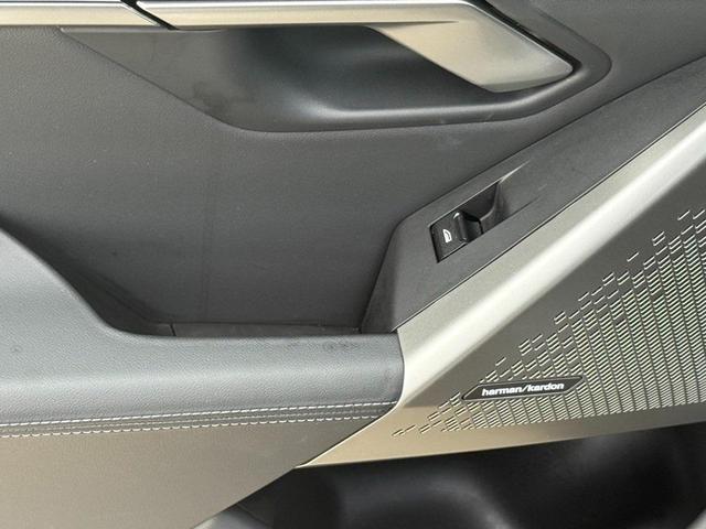 Photo of 2024 Dark Graphite Metallic BMW 530