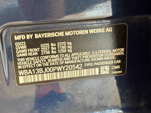 Photo of 2023 Phytonic Blue Metallic BMW 530