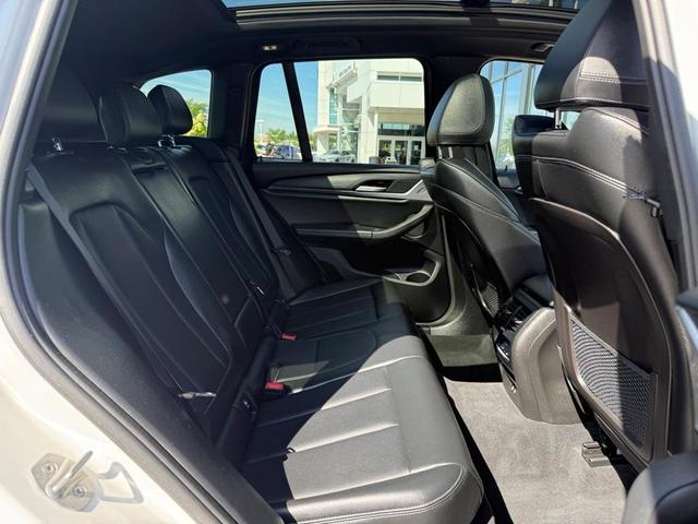 Photo of 2023 Alpine White BMW X3