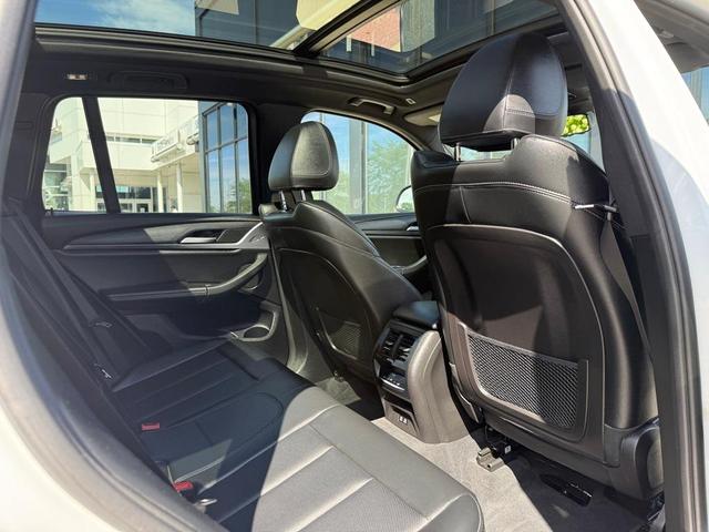 Photo of 2023 Alpine White BMW X3