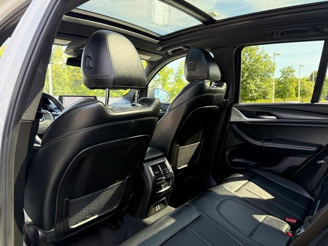 Photo of 2023 Alpine White BMW X3