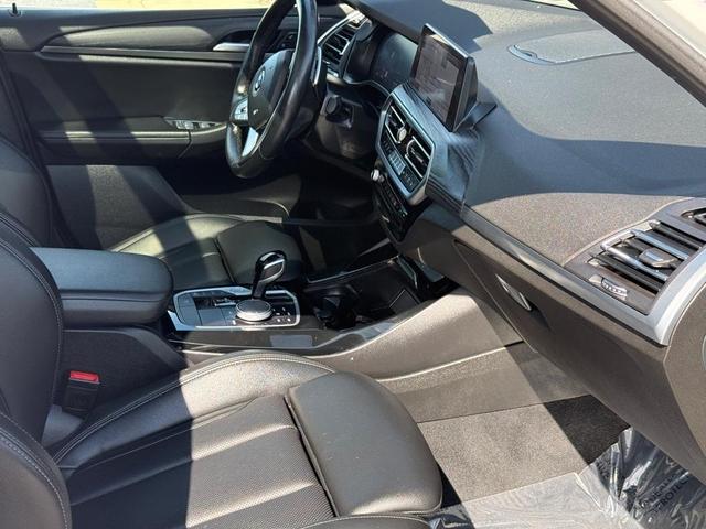 Photo of 2023 Alpine White BMW X3
