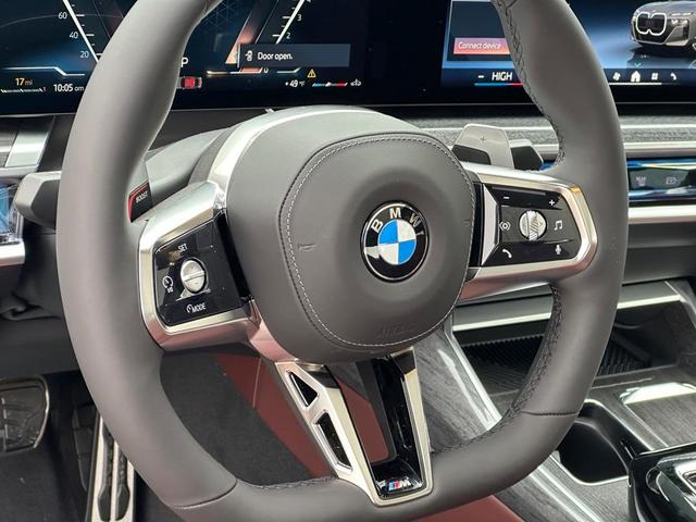Photo of 2025 Dravit Gray Metallic BMW 760