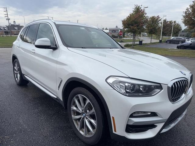 Photo of 2018 Mineral White Metallic BMW X3