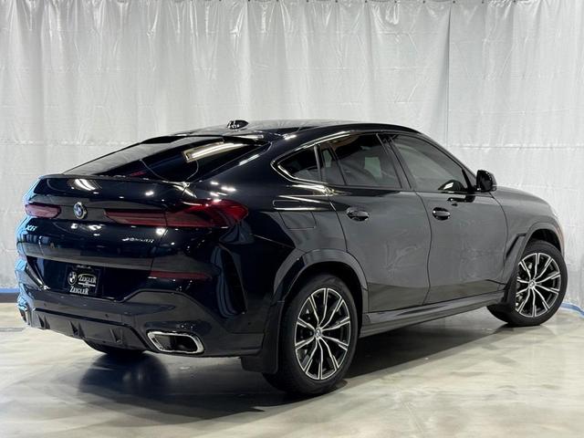 Photo of 2024 Black Sapphire Metallic BMW X6