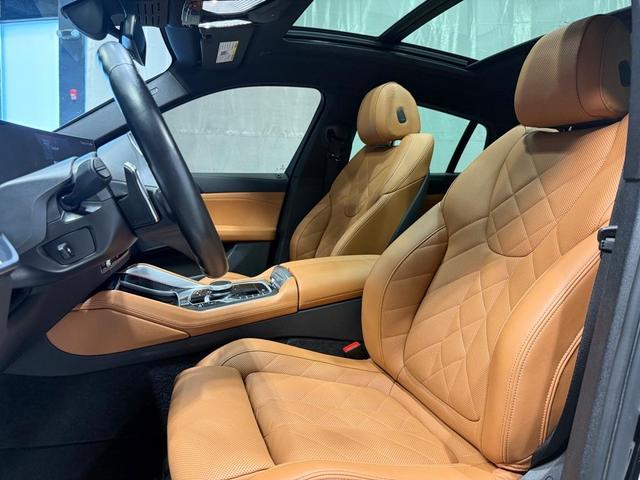Photo of 2024 Black Sapphire Metallic BMW X6