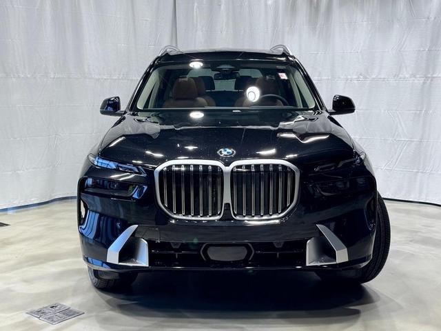Photo of 2026 Black Sapphire Metallic BMW X7