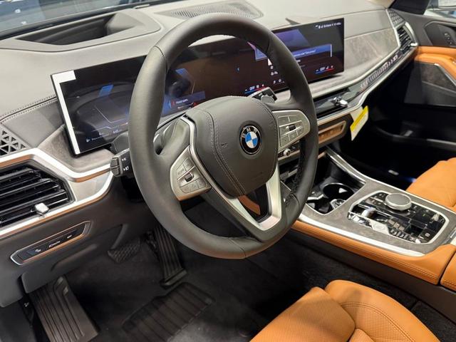 Photo of 2026 Black Sapphire Metallic BMW X7