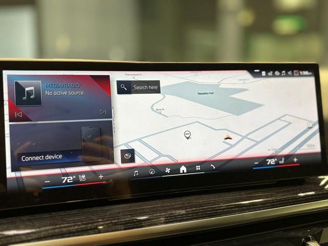 Photo of 2025 Carbon Black Metallic BMW X7