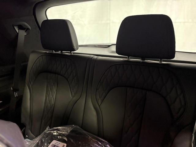 Photo of 2025 Carbon Black Metallic BMW X7