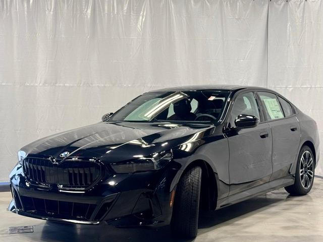 Photo of 2026 Black Sapphire Metallic BMW 530
