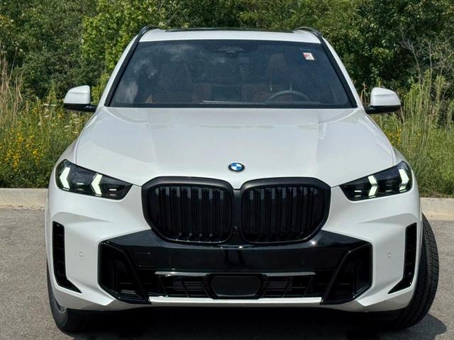 Photo of 2026 Mineral White Metallic BMW X5