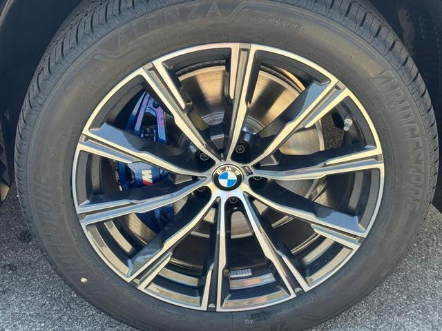 Photo of 2026 Carbon Black Metallic BMW X5