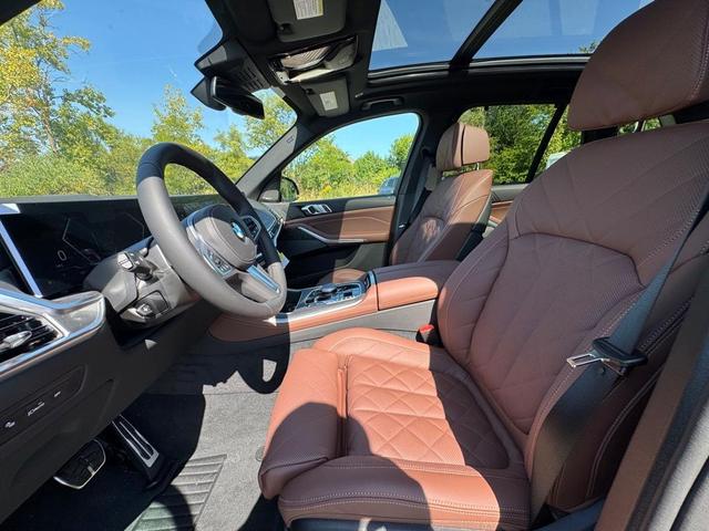 Photo of 2026 Carbon Black Metallic BMW X5