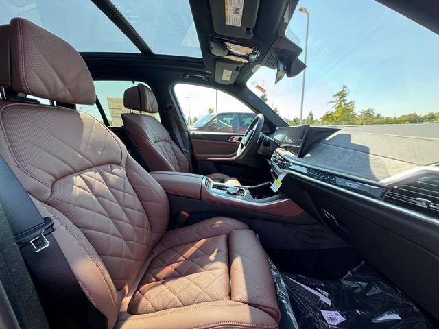 Photo of 2026 Carbon Black Metallic BMW X5