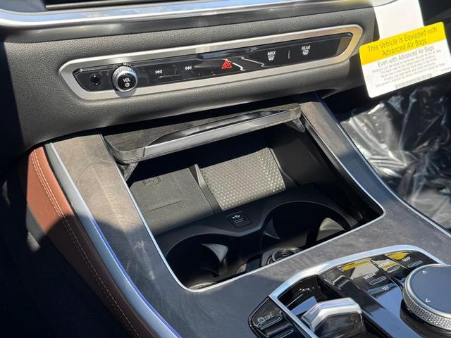 Photo of 2026 Carbon Black Metallic BMW X5