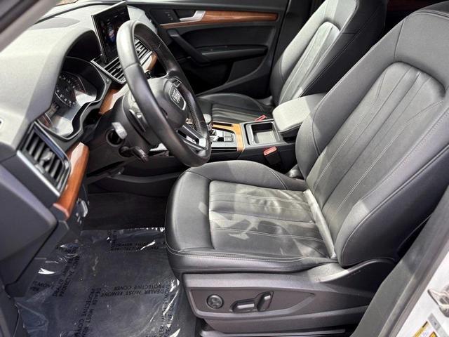 Photo of 2022 Ibis White Audi Q5