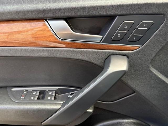Photo of 2022 Ibis White Audi Q5