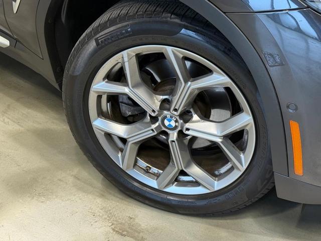 Photo of 2023 Dark Graphite Metallic BMW X3