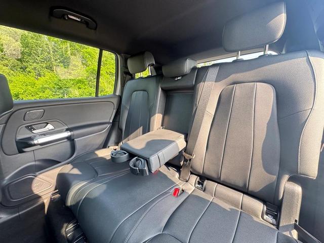 Photo of 2023 Iridium Silver Metallic Mercedes-Benz EQB 300