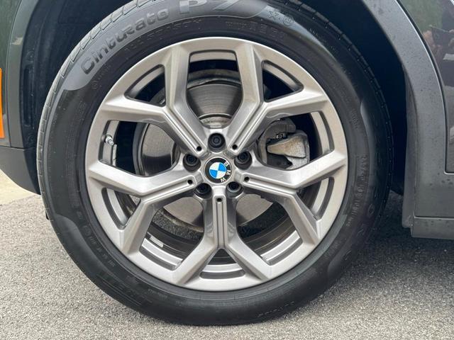 Photo of 2023 Dark Graphite Metallic BMW X3