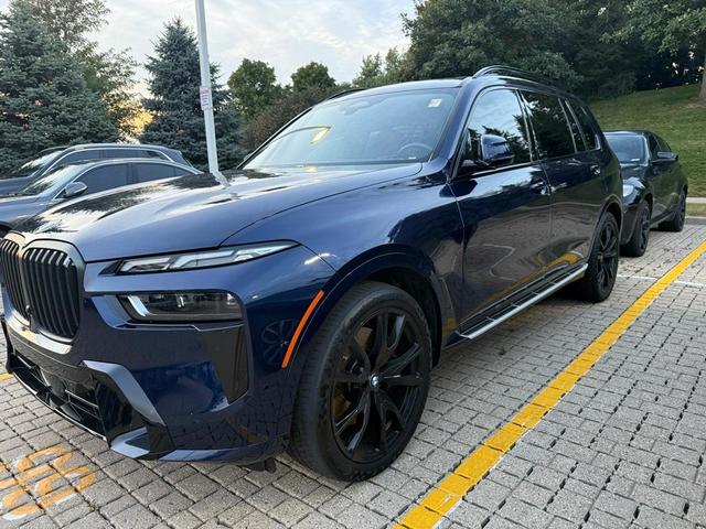 Photo of 2024 Tanzanite Blue II Metallic BMW X7
