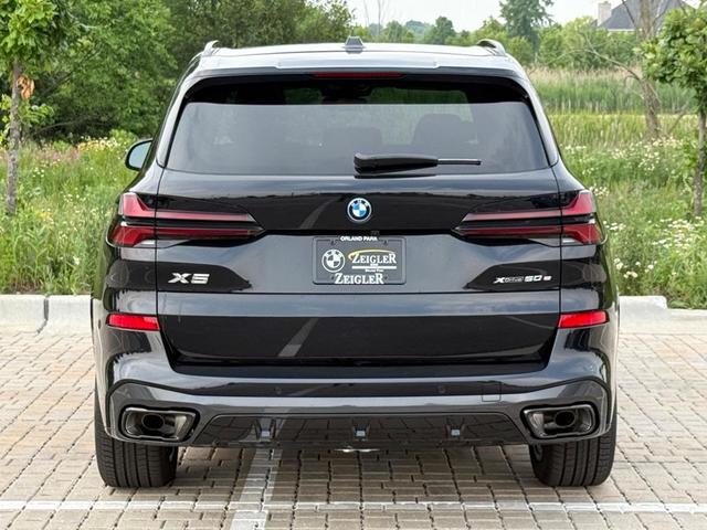 Photo of 2026 Black Sapphire Metallic BMW X5 PHEV