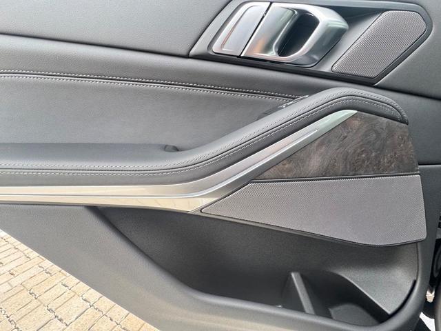 Photo of 2026 Black Sapphire Metallic BMW X5 PHEV