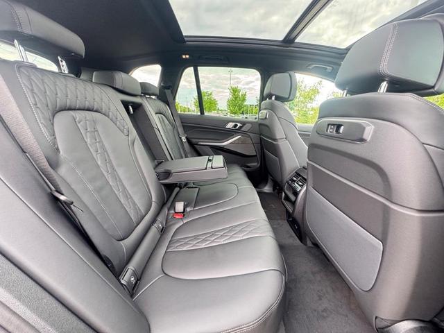 Photo of 2026 Black Sapphire Metallic BMW X5 PHEV