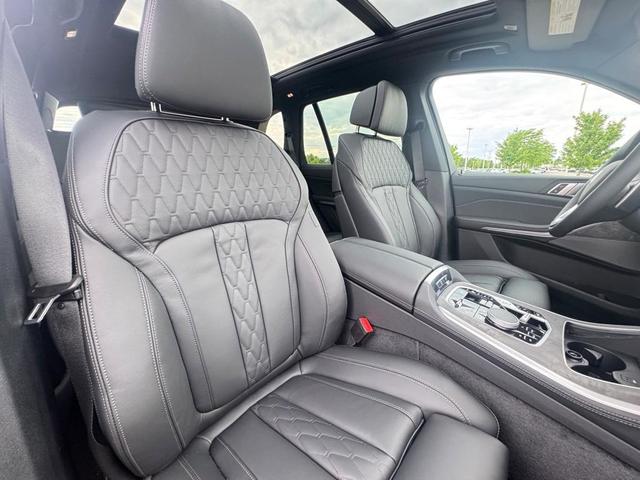 Photo of 2026 Black Sapphire Metallic BMW X5 PHEV