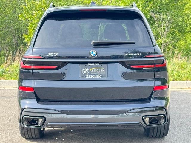 Photo of 2026 Carbon Black Metallic BMW X7
