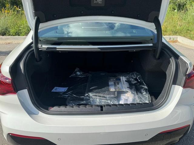 Photo of 2026 Mineral White Metallic BMW 430