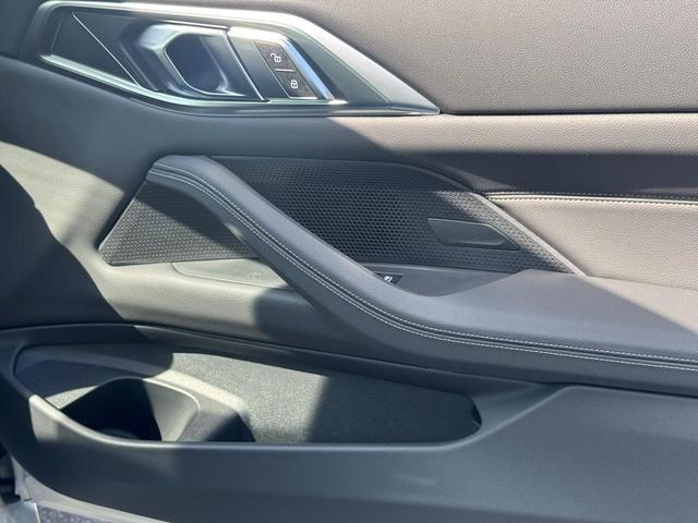 Photo of 2026 Mineral White Metallic BMW 430