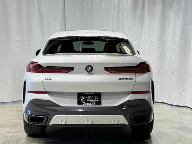 Photo of 2021 Mineral White Metallic BMW X6