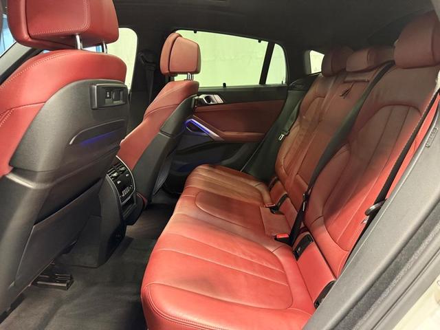 Photo of 2021 Mineral White Metallic BMW X6