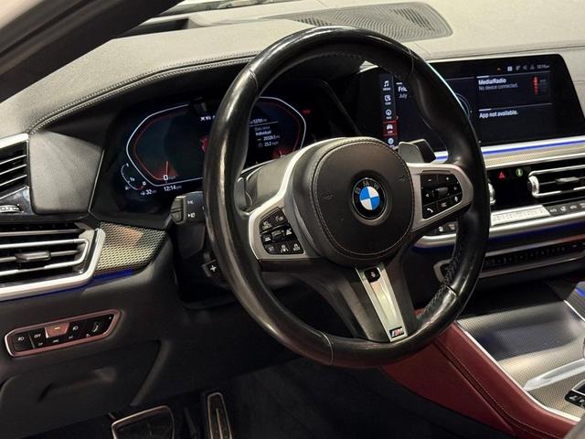 Photo of 2021 Mineral White Metallic BMW X6