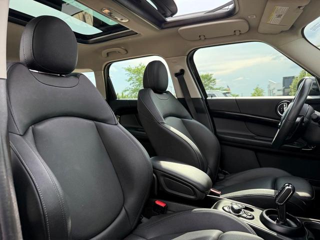 Photo of 2024 Midnight Black MINI Countryman