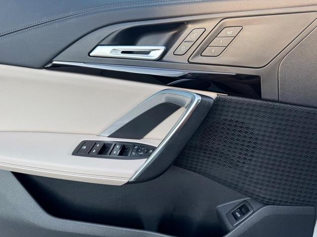 Photo of 2024 Mineral White Metallic BMW X1