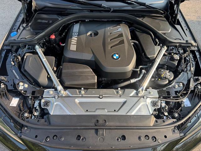 Photo of 2026 Black Sapphire Metallic BMW 430